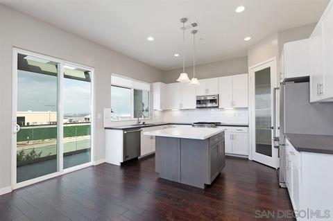1039 Cherry Ave, Imperial Beach, CA 91932 photo 7