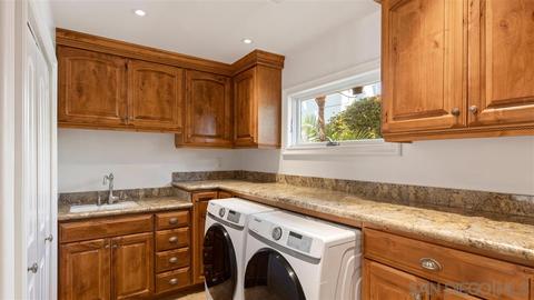 5730 Dolphin Pl, La Jolla, CA 92037 photo 16