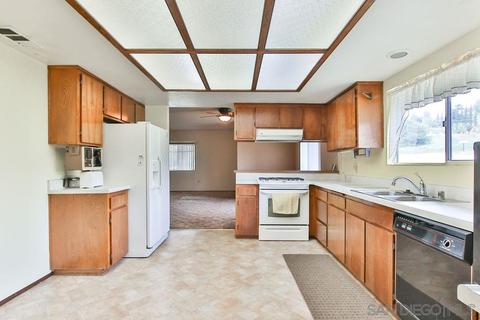 1661 Jamacha Rd, El Cajon, CA 92019 photo 8