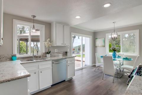 2104 Valecrest Ln, Spring Valley, CA 91977 photo 8