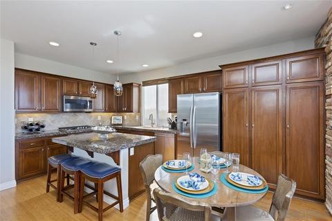 2936 Garnet Pl, Carlsbad, CA 92009 photo 10