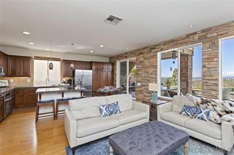 2936 Garnet Pl, Carlsbad, CA 92009 photo 5