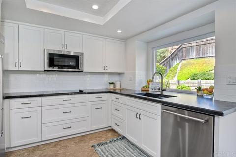 7506 Solano, Carlsbad, CA 92009 photo 3