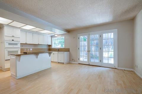 9380 Fortune Ln, La Mesa, CA 91941 photo 4