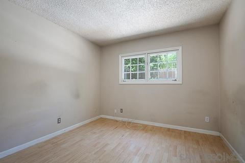 9380 Fortune Ln, La Mesa, CA 91941 photo 13