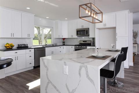 2175 Cumbre Pl, El Cajon, CA 92020 photo 2