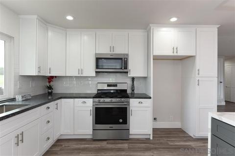 2175 Cumbre Pl, El Cajon, CA 92020 photo 4