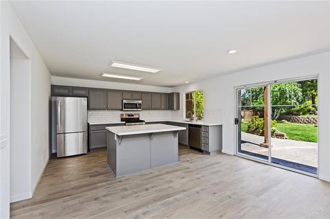 913 Applewilde Dr, San Marcos, CA 92078 photo 8