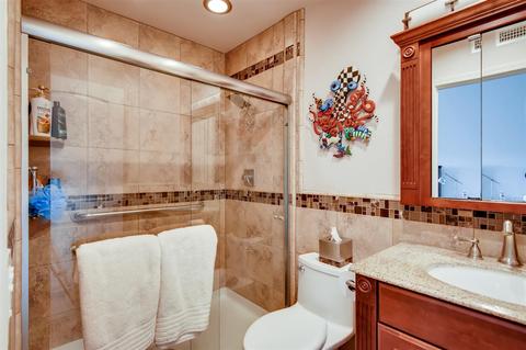3210 Caminito Ameca, La Jolla, CA 92037 photo 9