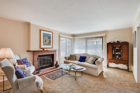 3210 Caminito Ameca, La Jolla, CA 92037 photo 1