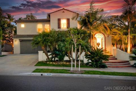 3529 Corte Delfinio, Carlsbad, CA 92009 photo 2