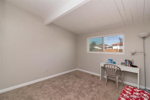625 Maria Ave, Spring Valley, CA 91977 photo 9
