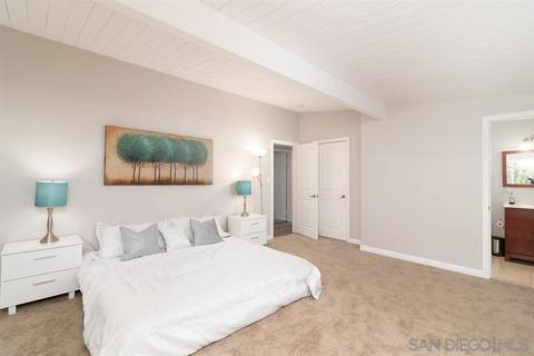 625 Maria Ave, Spring Valley, CA 91977 photo 7