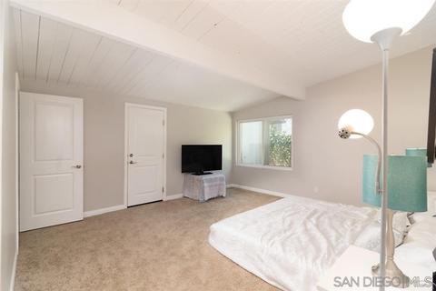 625 Maria Ave, Spring Valley, CA 91977 photo 8