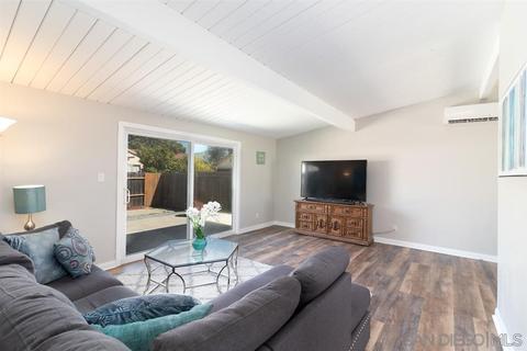 625 Maria Ave, Spring Valley, CA 91977 photo 6