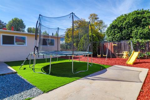 625 Maria Ave, Spring Valley, CA 91977 photo 15