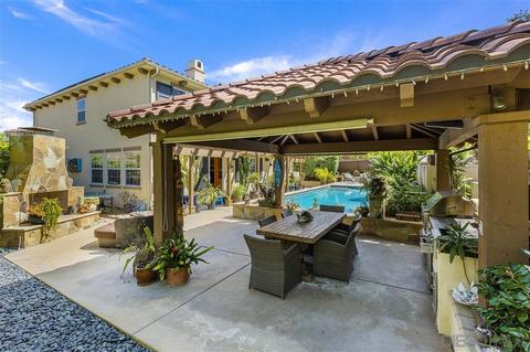 3311 Corte Del Cruce, Carlsbad, CA 92009 photo 4