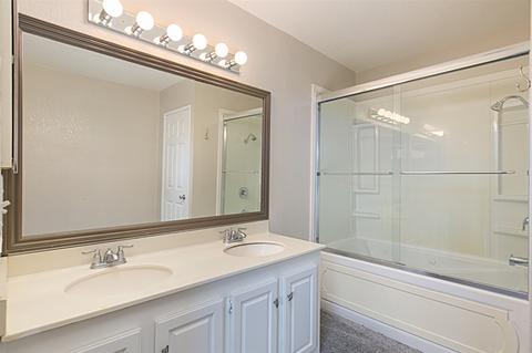 4962 Lake Park Ct, Fallbrook, CA 92028 photo 13