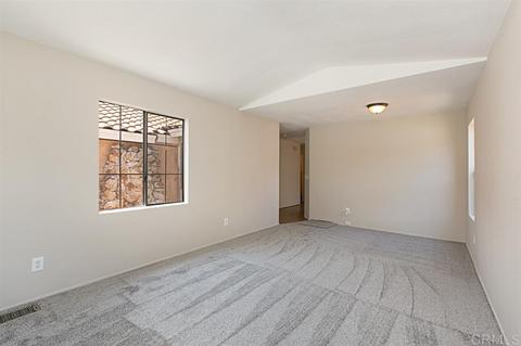 4962 Lake Park Ct, Fallbrook, CA 92028 photo 5