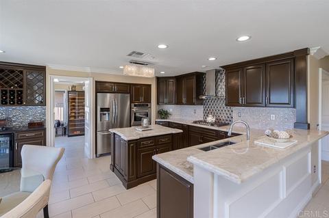 2308 Pointe Pkwy, Spring Valley, CA 91978 photo 5