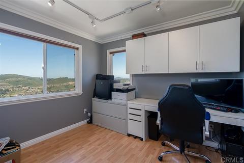 2308 Pointe Pkwy, Spring Valley, CA 91978 photo 17