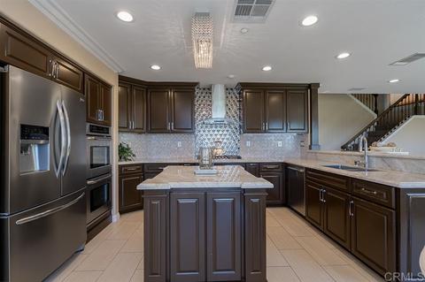 2308 Pointe Pkwy, Spring Valley, CA 91978 photo 9