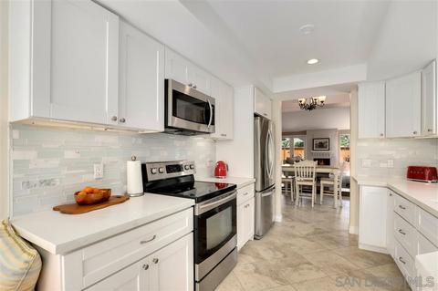561 Rockport Ct, Encinitas, CA 92024 photo 10