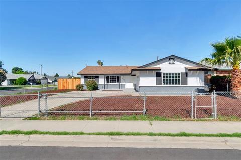 26439 Erwin Ct, Hemet, CA 92544 photo 2