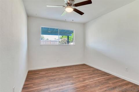 26439 Erwin Ct, Hemet, CA 92544 photo 9