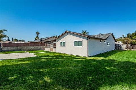1807 Goodwin Dr, Vista, CA 92084 photo 17