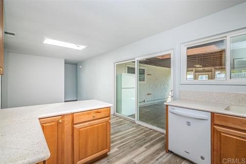 1807 Goodwin Dr, Vista, CA 92084 photo 7