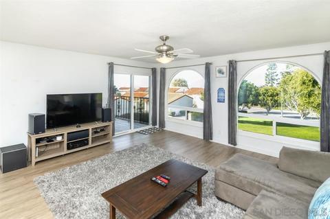 910 Caminito Madrigal #E, Carlsbad, CA 92011 photo 9