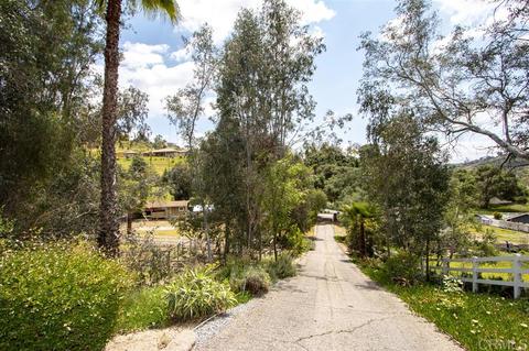 2410 Gird Rd, Fallbrook, CA 92028 photo 4