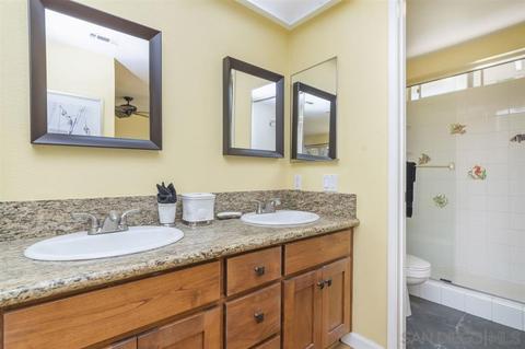 2073 Fire Mountain Dr, Oceanside, CA 92054 photo 20