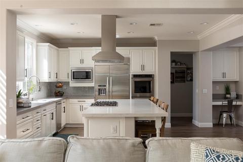 7401 Circulo Sequoia, Carlsbad, CA 92009 photo 5
