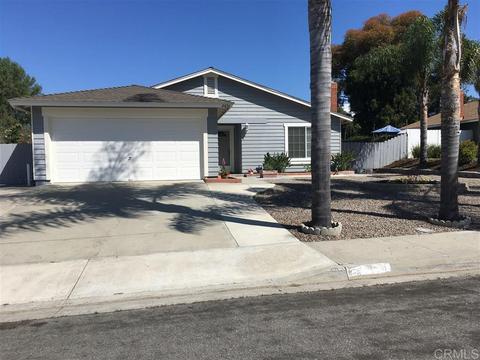 4436 Maple Dr, Oceanside, CA 92056 photo 2