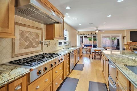 10575 Braverman Dr, Santee, CA 92071 photo 5