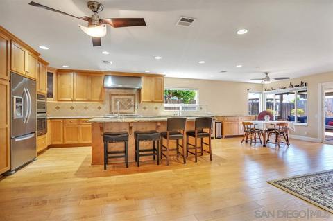 10575 Braverman Dr, Santee, CA 92071 photo 2