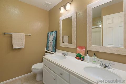 2165 Corte Acebo, Carlsbad, CA 92009 photo 9