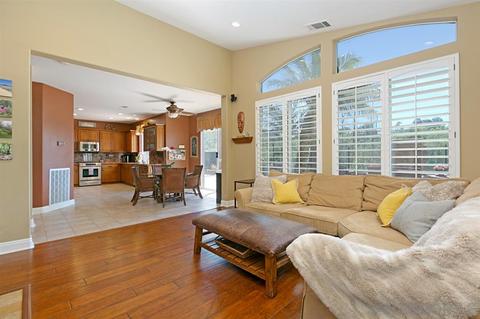 2165 Corte Acebo, Carlsbad, CA 92009 photo 5