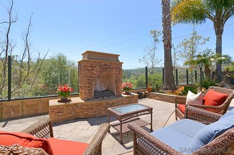 2165 Corte Acebo, Carlsbad, CA 92009 photo 14