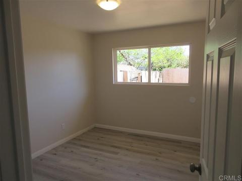 323 Hemlock Ave, Escondido, CA 92026 photo 11