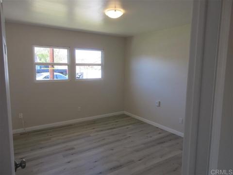 323 Hemlock Ave, Escondido, CA 92026 photo 9