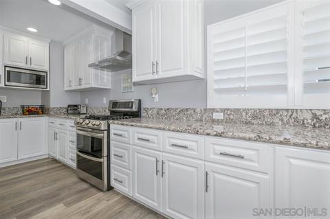 1012 Iris Ave, Imperial Beach, CA 91932 photo 5