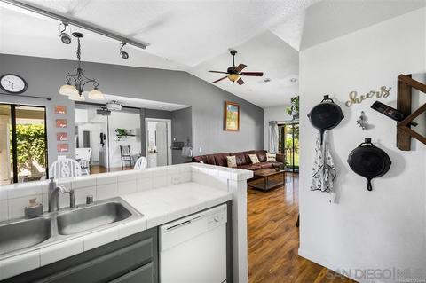 2425 Cranston Dr #220, Escondido, CA 92025 photo 7