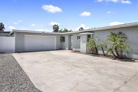 9041 Lamar St, Spring Valley, CA 91977 photo 2