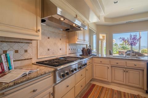 28 Country Glen Rd, Fallbrook, CA 92028 photo 10
