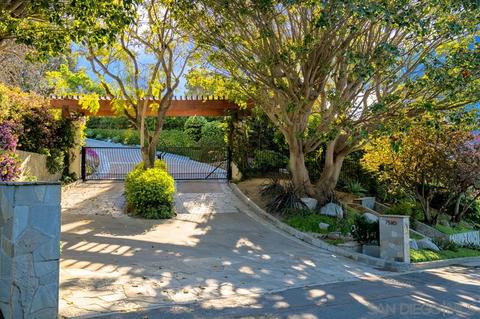 7510 Hillside Dr, La Jolla, CA 92037 photo 25