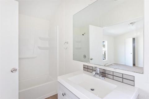 300 Thornton #11, El Cajon, CA 92021 photo 10