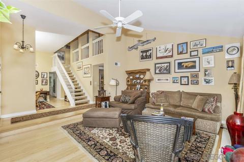 583 Nantucket, Encinitas, CA 92024 photo 3